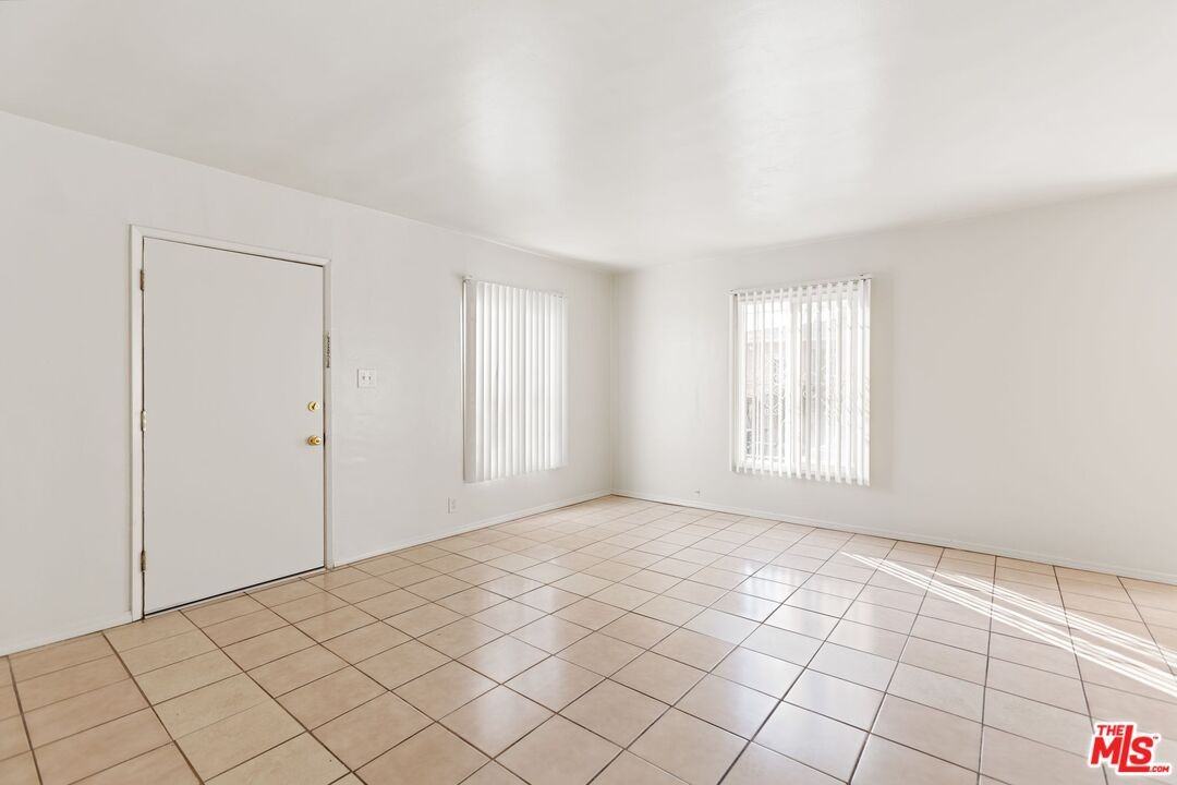 6532 Brynhurst Ave #6532 - Photo 7 of 7