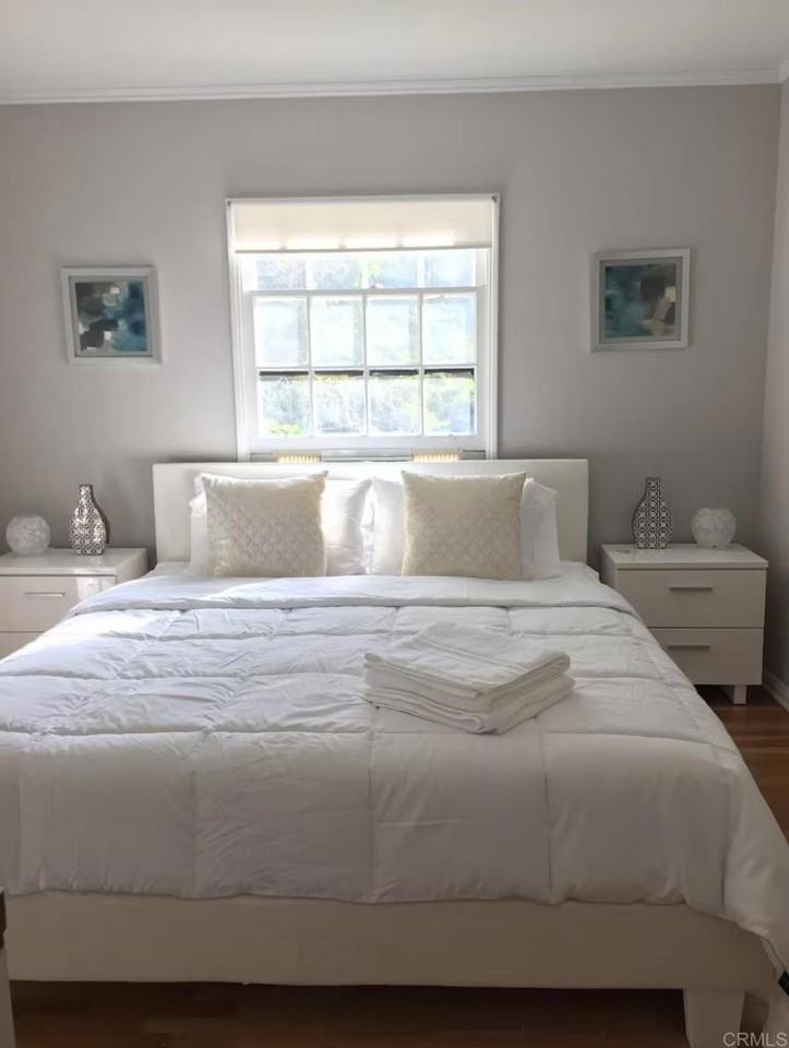 1704 Glendon Ave #1704 - Photo 3 of 9