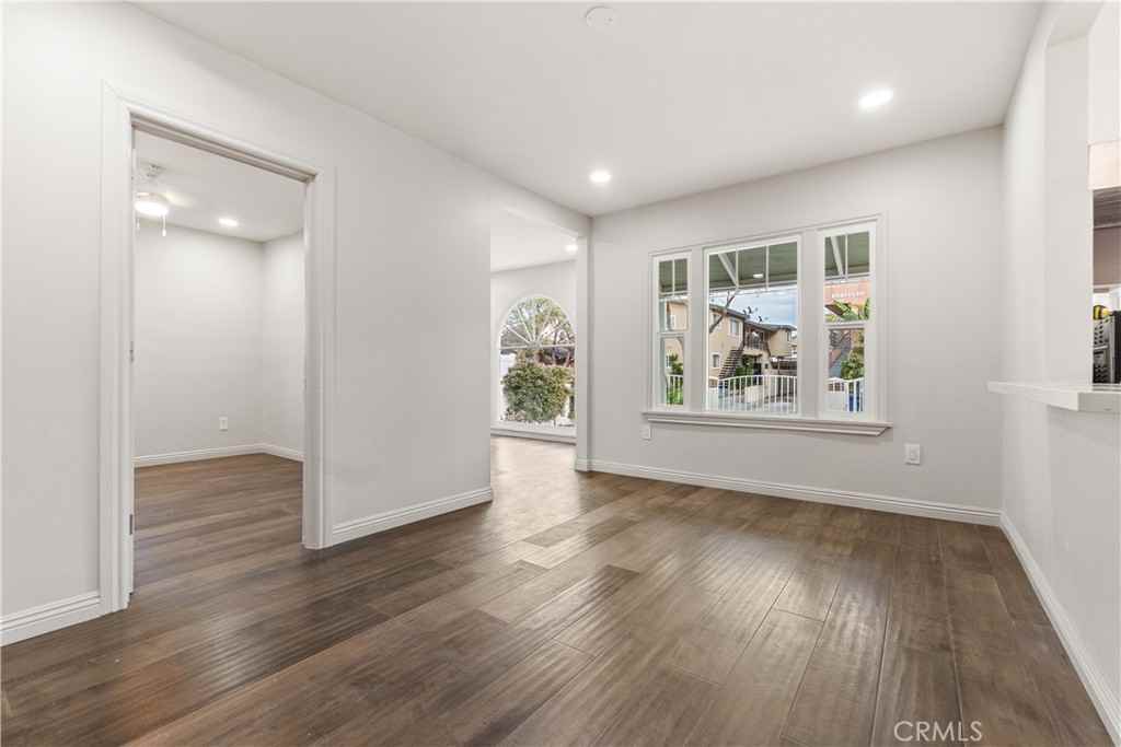 11639 Menlo Ave #11639 - Photo 5 of 29