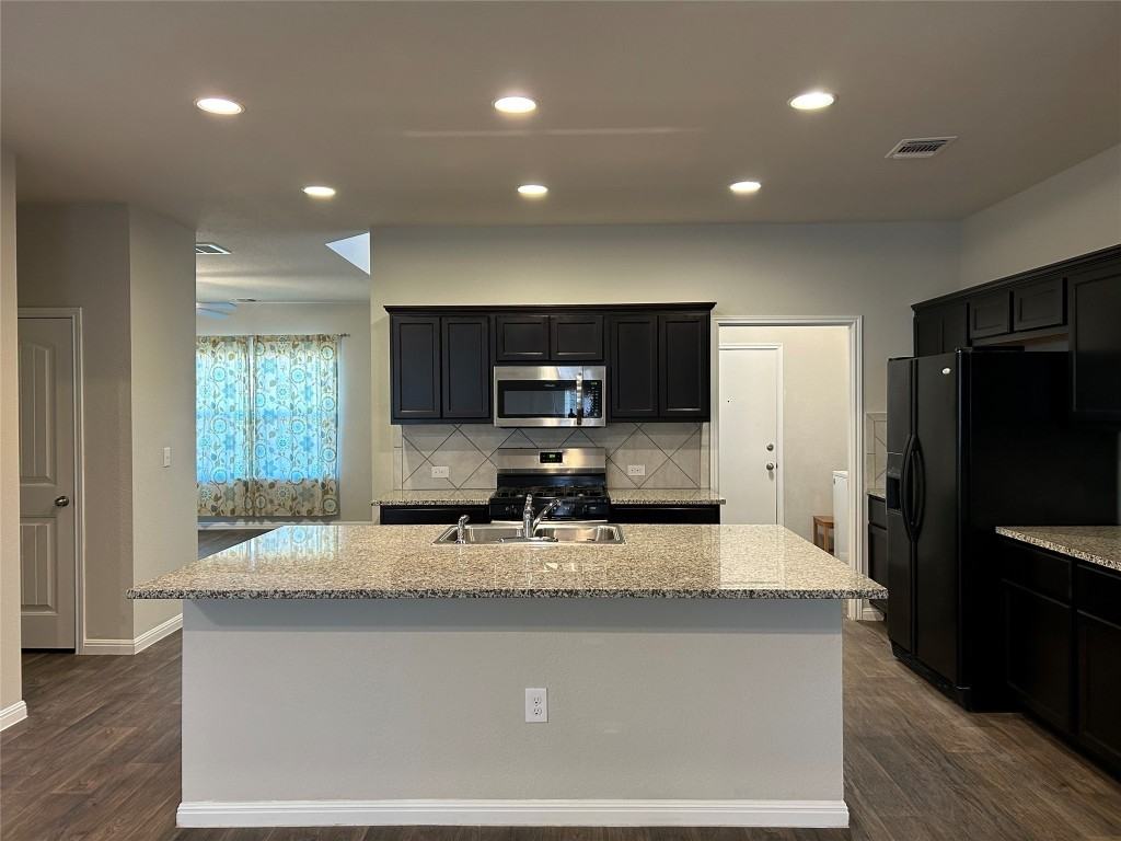 2212 Baugh Rd #2212 - Photo 3 of 36