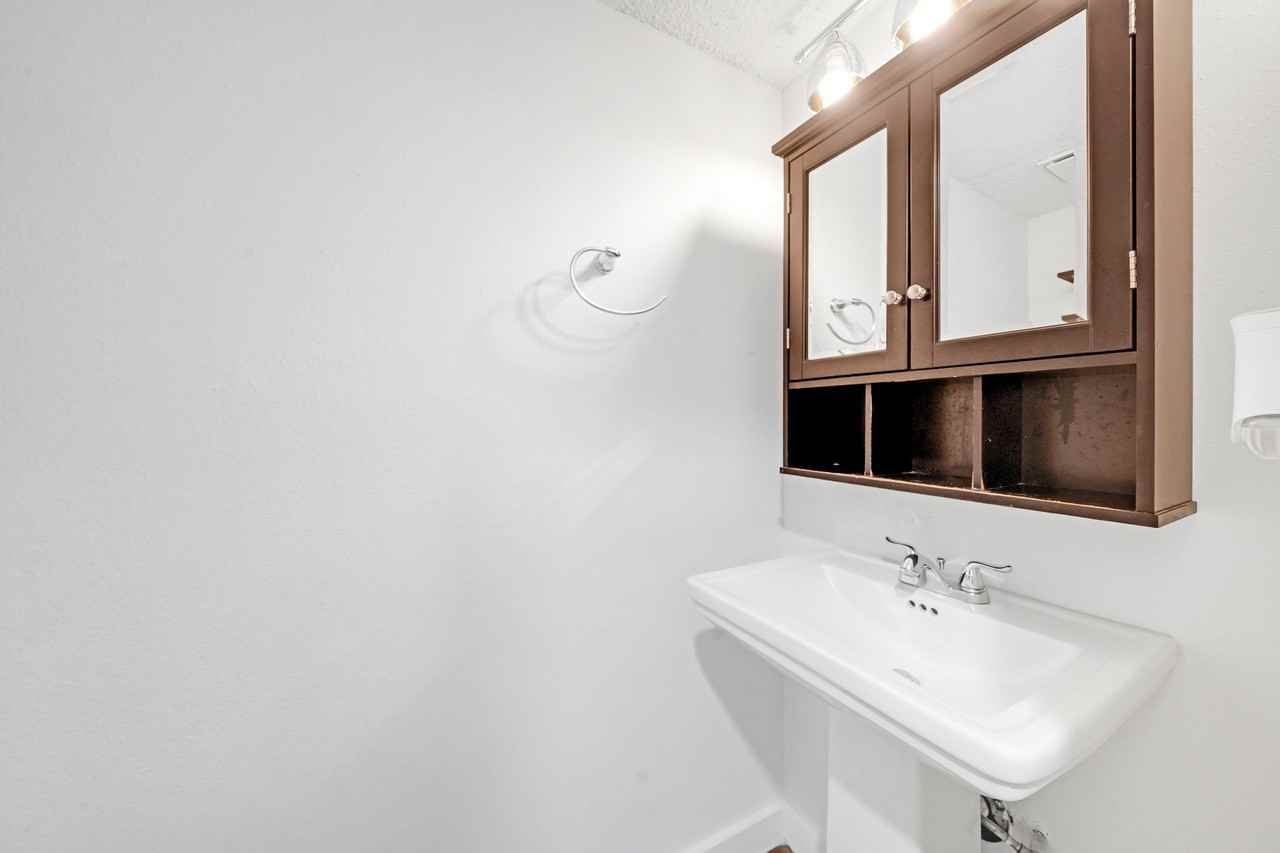 635 Walston Ln #635 - Photo 6 of 24