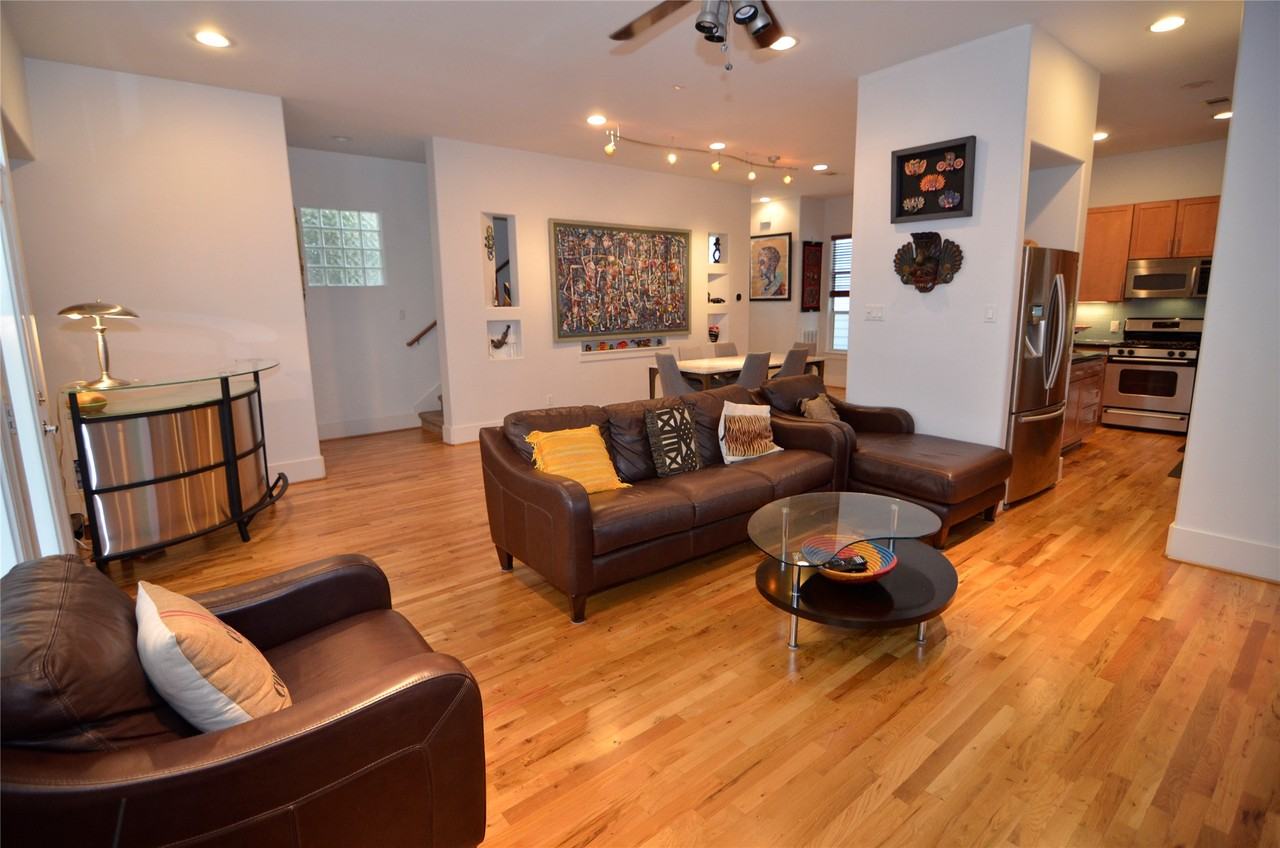 5427 Kansas St #5427B - Photo 4 of 17