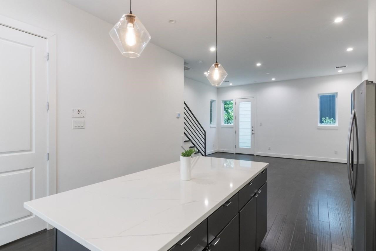 5841 Dolores St #5841 - Photo 2 of 23