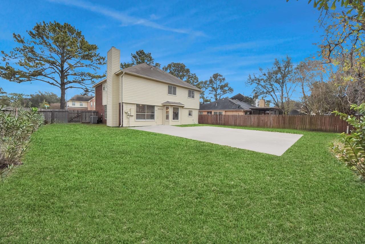 1702 Park Ridge Dr #1702 - Photo 2 of 28