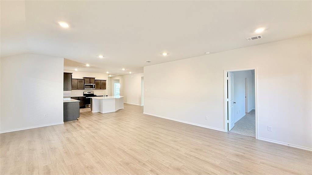 3920 Limestone Bluff Dr #3920 - Photo 4 of 23