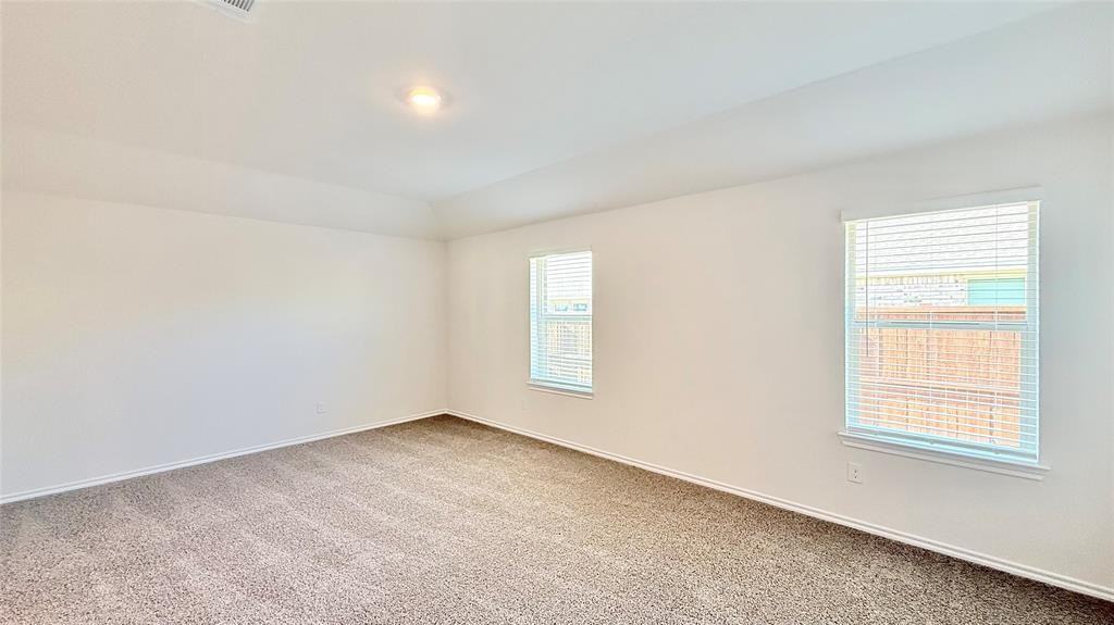 3920 Limestone Bluff Dr #3920 - Photo 5 of 23