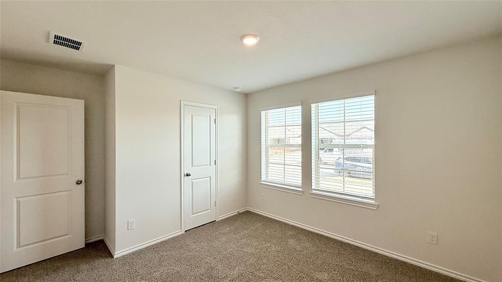 3920 Limestone Bluff Dr #3920 - Photo 6 of 23