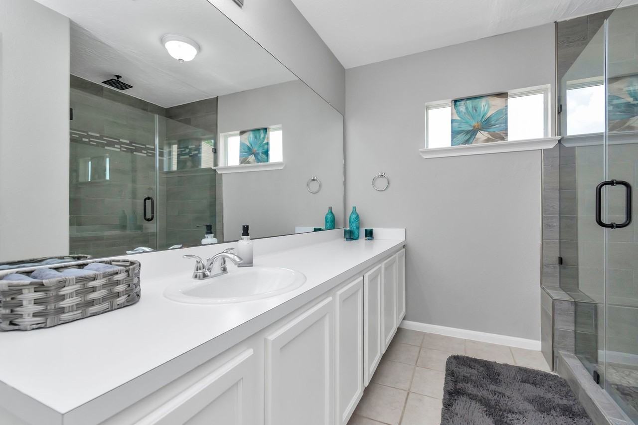 5822 Santa Bernadetta #5822 - Photo 5 of 26