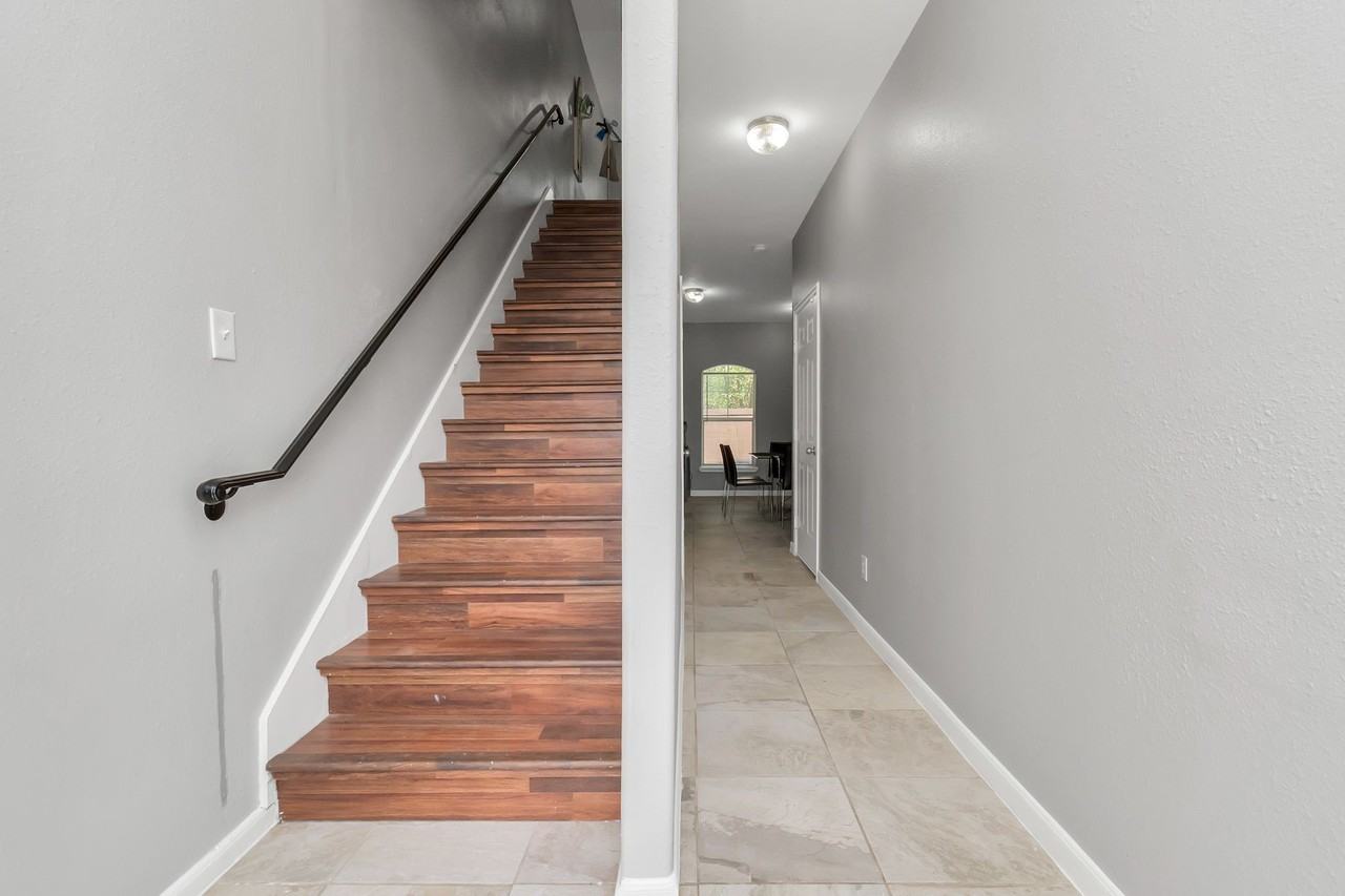 5822 Santa Bernadetta #5822 - Photo 7 of 26