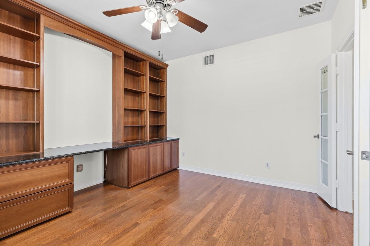 5630 Ashford Ridge Ln #5630 - Photo 7 of 49