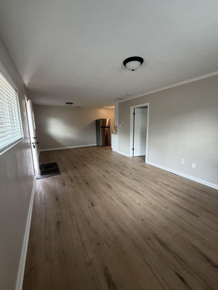 180 Sycamore Ln #A - Photo 2 of 12