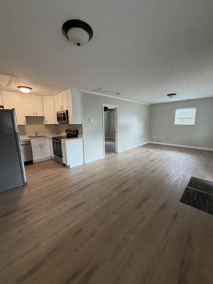 180 Sycamore Ln #A - Photo 5 of 12