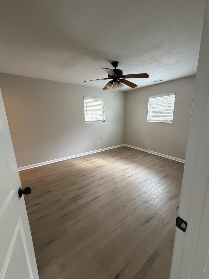 180 Sycamore Ln #A - Photo 6 of 12