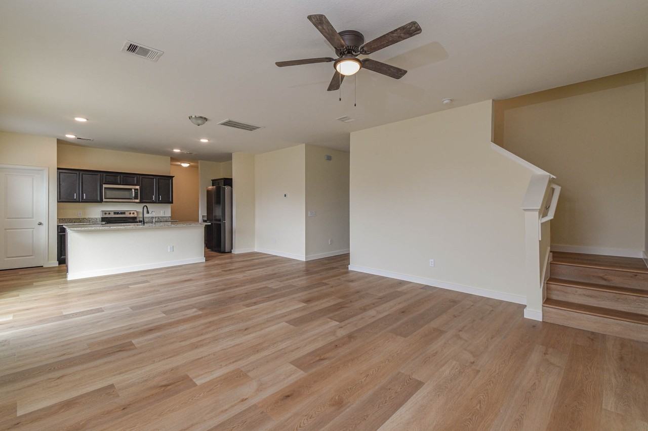 1024 Water Oak Ln #1024 - Photo 4 of 24