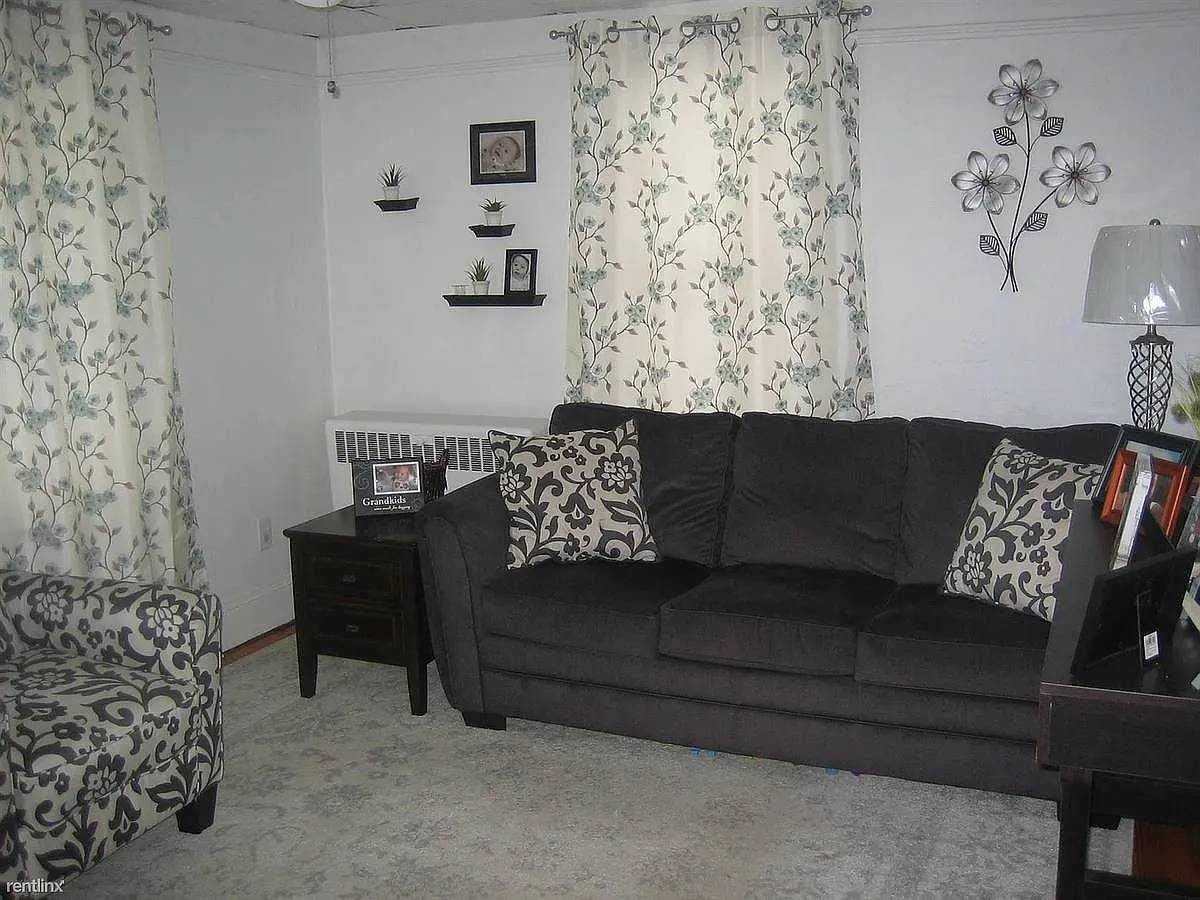 4 Apple Ave #4 - Photo 7 of 21