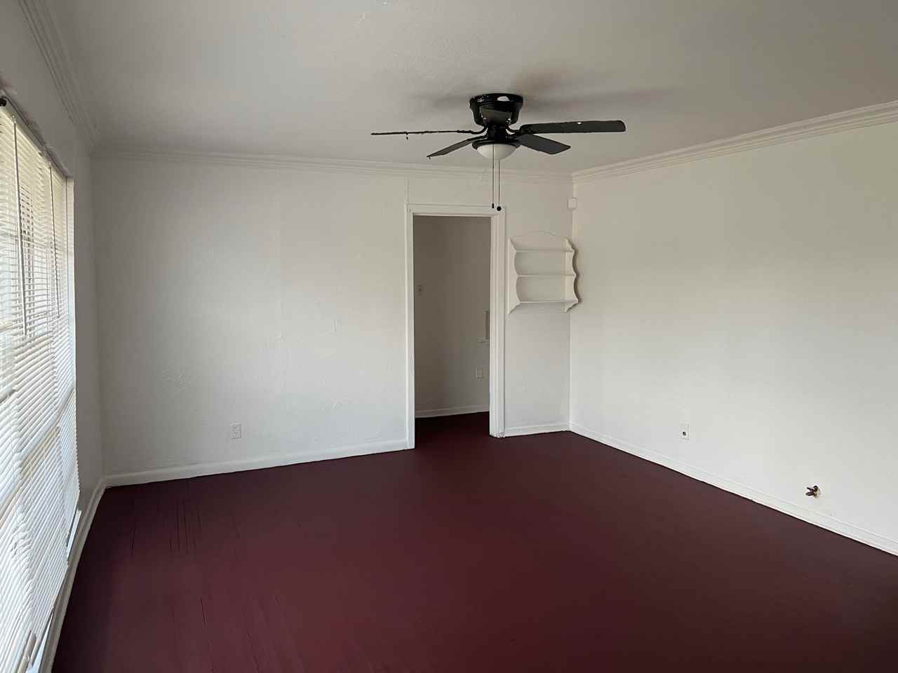 1306 Scarborough Ln #NA - Photo 2 of 13