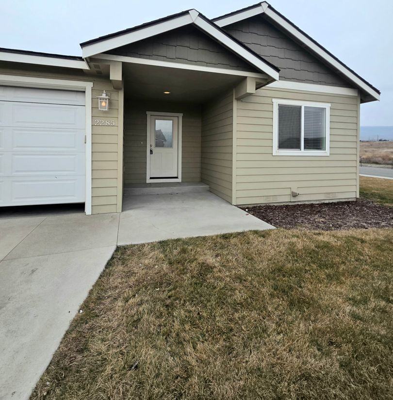 2285 2nd St Se - Photo 7 of 41