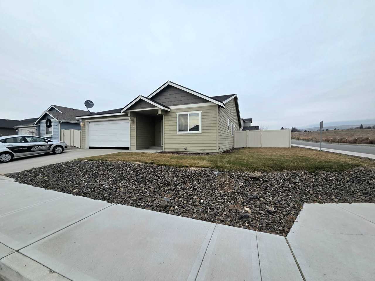 2285 2nd St Se - Photo 6 of 41