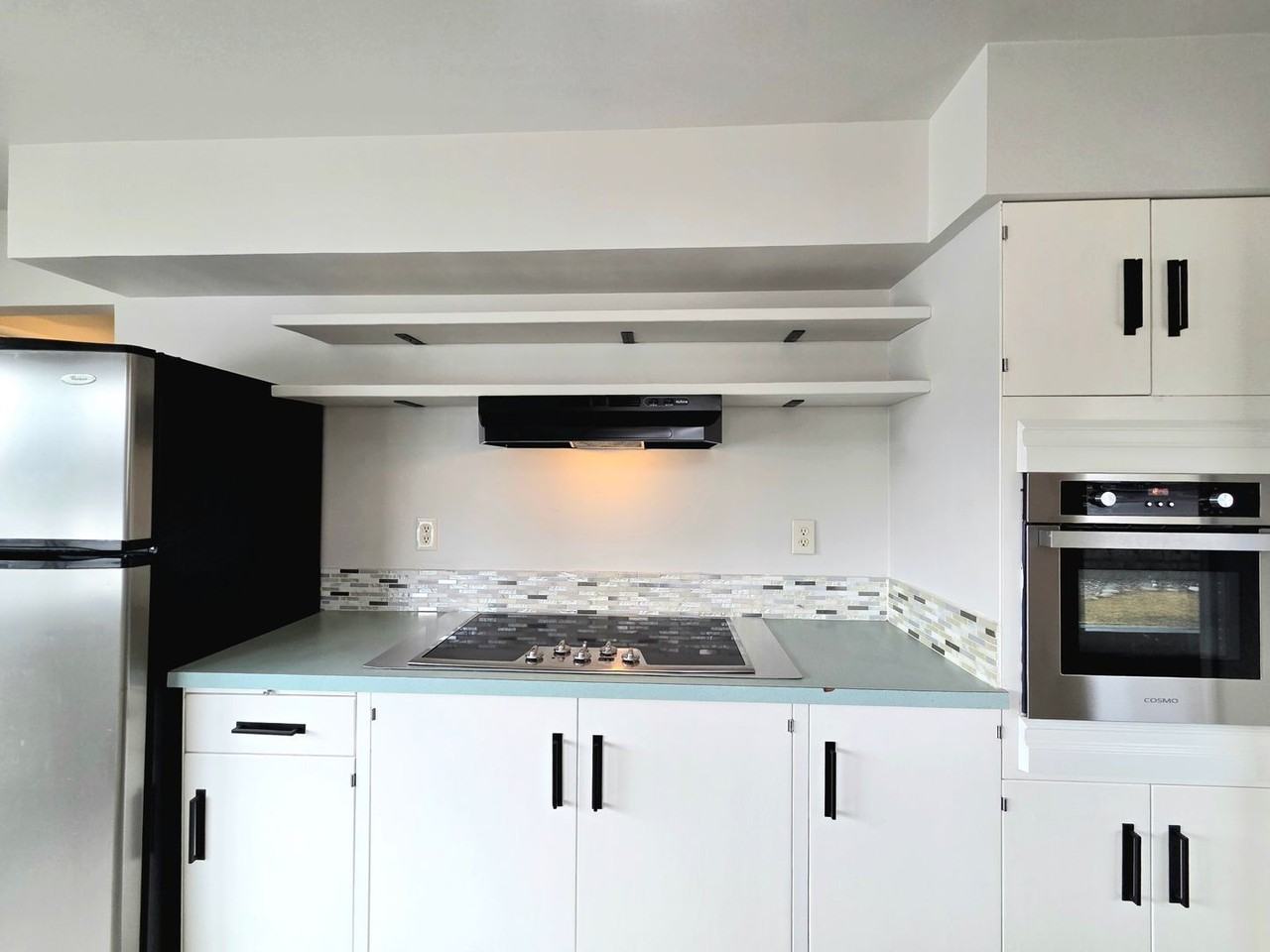 1530 Eastmont Ave - Photo 2 of 48