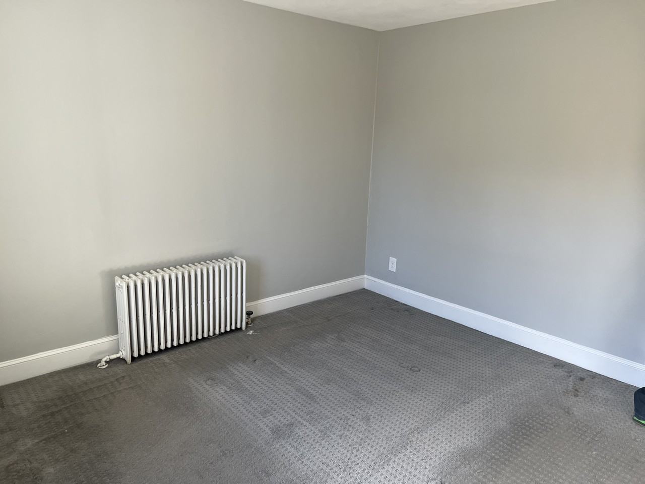 85 Perry St #A - Photo 4 of 18