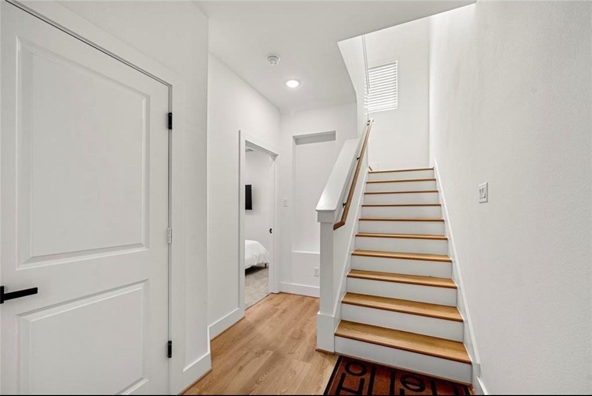 2902 Rosalie St #2902 - Photo 3 of 16