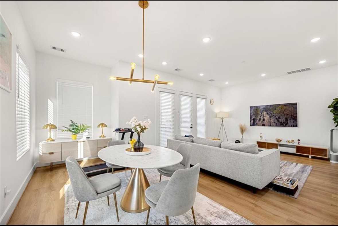 2902 Rosalie St #2902 - Photo 5 of 16