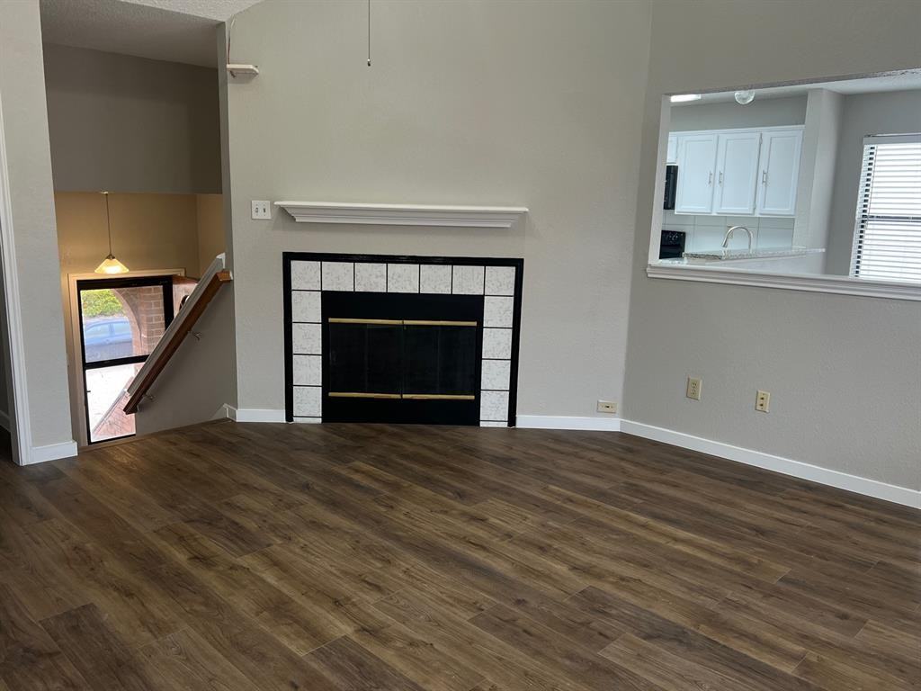 786 Eiffel Dr #786 - Photo 2 of 6