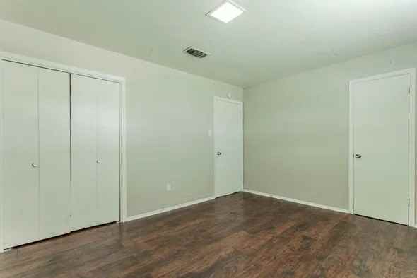 600 E Craven Ave #600-205 - Photo 4 of 14