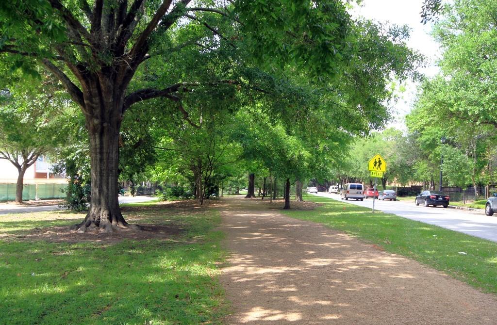 600 Heights Blvd #600-10 - Photo 5 of 6