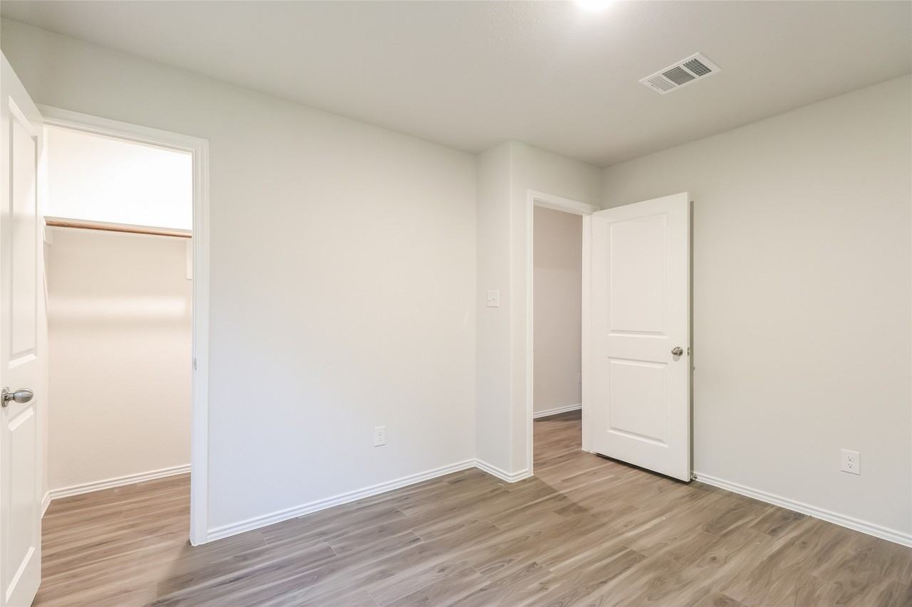 2424 Carp Dr #2424 - Photo 7 of 19