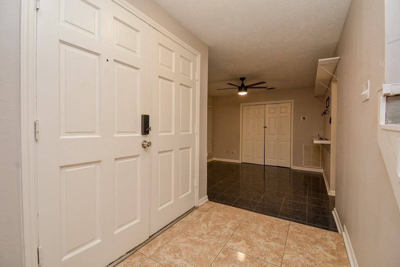 22906 Indian Ridge Dr #22906 - Photo 4 of 26