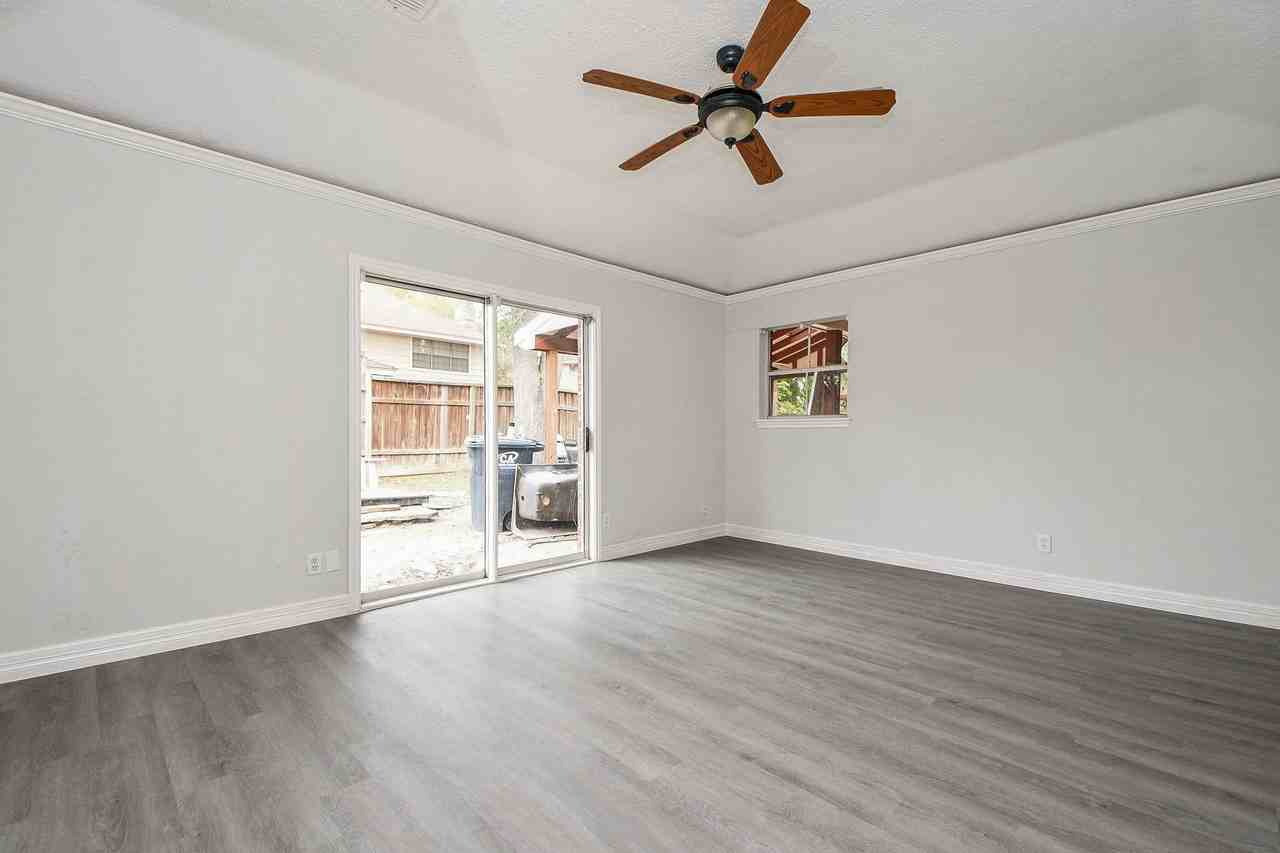 14938 Mesita Dr #14938 - Photo 6 of 35