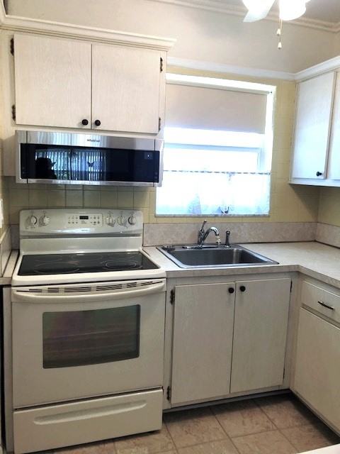 1115 Lake Ter #210 - Photo 3 of 12