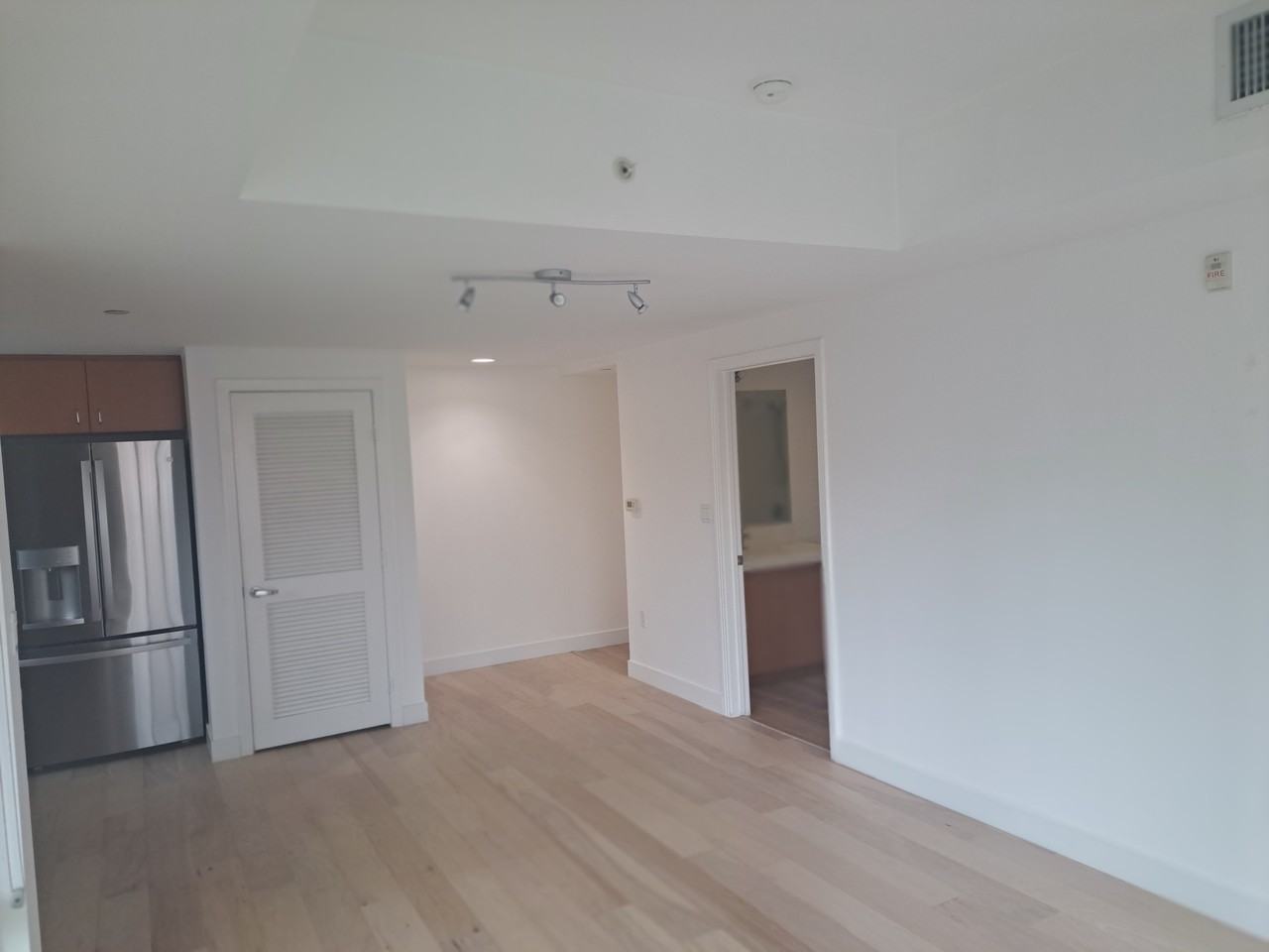 875 G St #1 - Photo 5 of 15