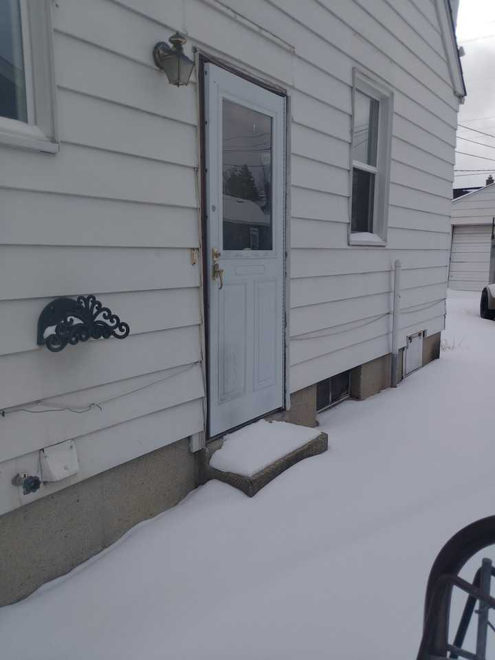 523 Lincoln Ave #523LINCOLN - Photo 2 of 12