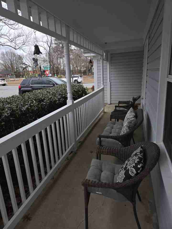 601 Bridgewater Arch #1 - Photo 3 of 43