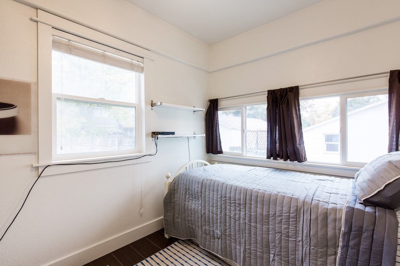 175 S 600 W #1 - Photo 4 of 25