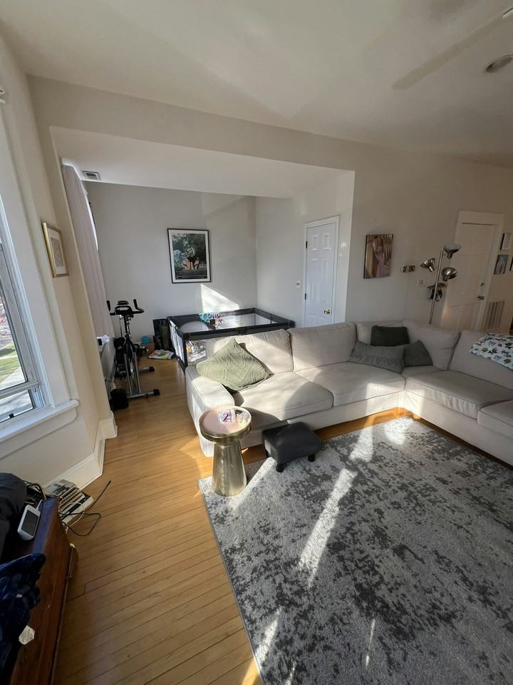 4233 North Central Park Avenue, Unit 2 - Photo 3 of 41