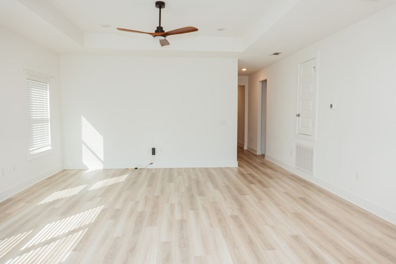 233 Lyla Ln #360 - Photo 6 of 33