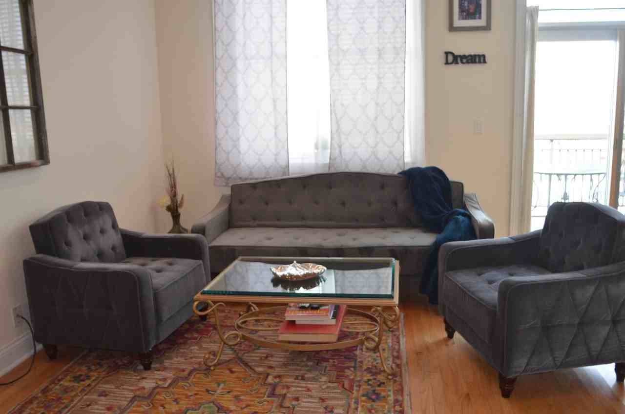 918 W Belmont Ave #205 - Photo 4 of 6