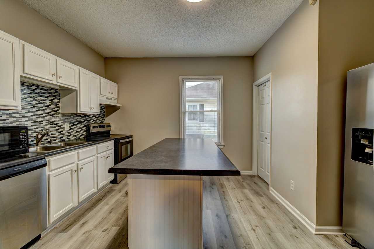 64 Burton St #1 - Photo 7 of 17