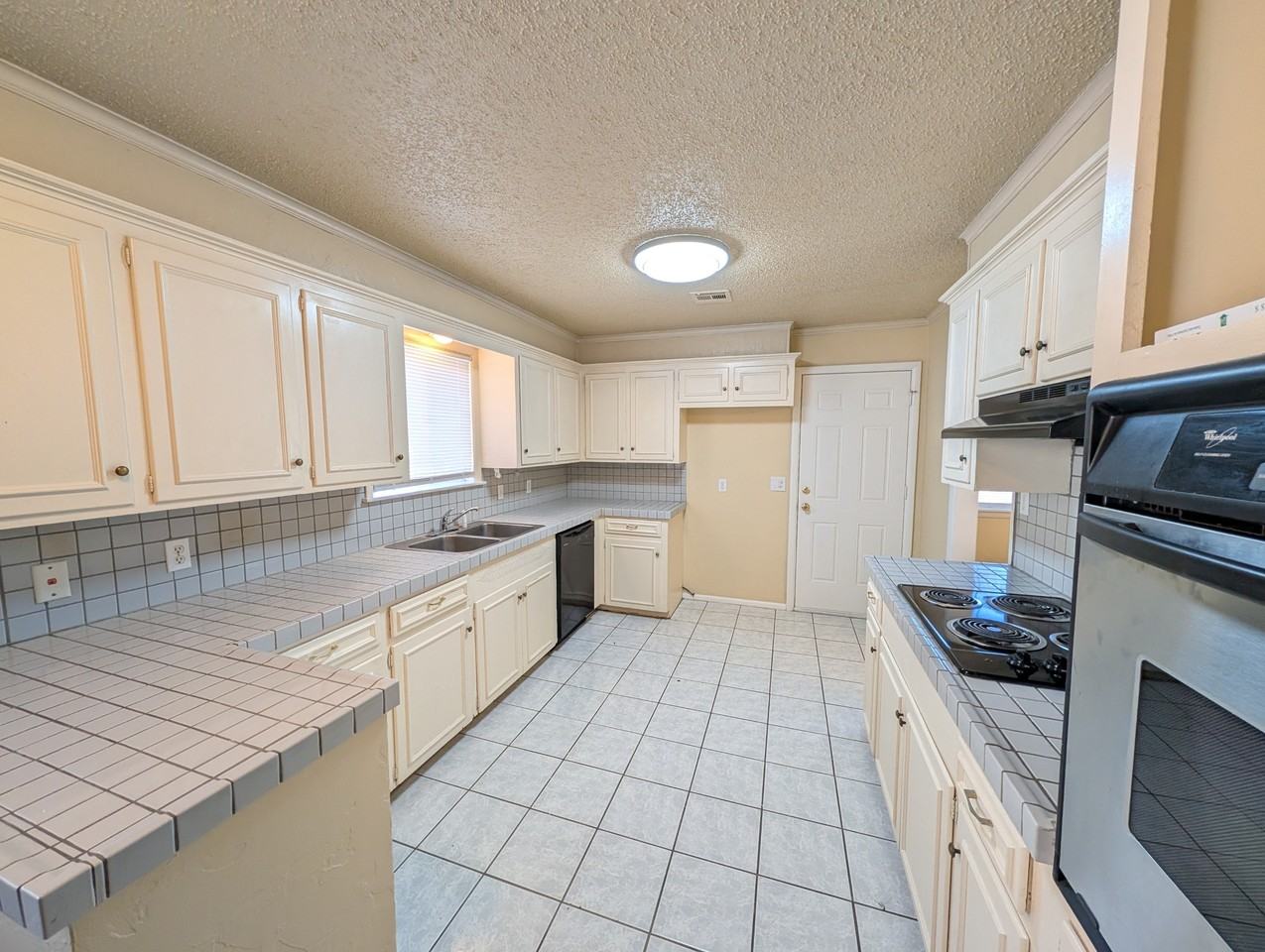 3209 S 88th East Ave #1 - Photo 4 of 13