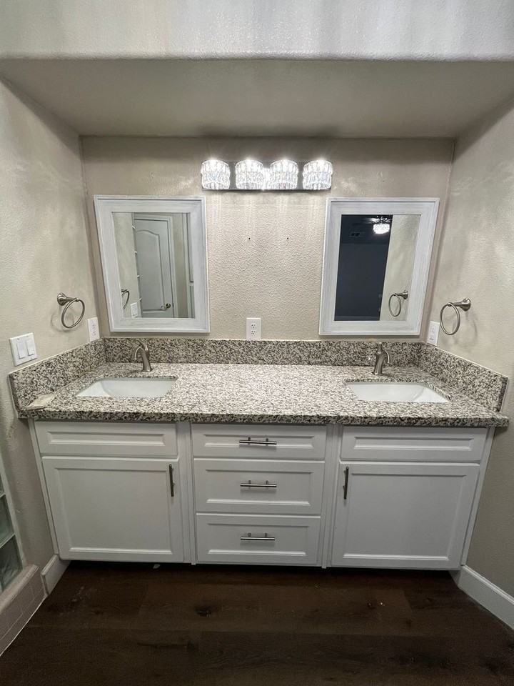 3503 S Creekside Ct - Photo 7 of 14