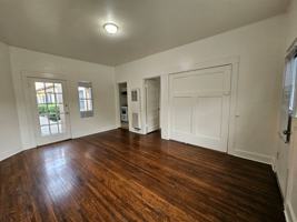 featured image of 1058 Molino Ave