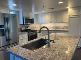 featured image of 1144 Walnut St #13