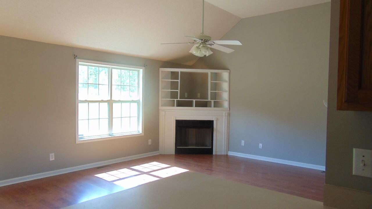 974 Brandi Phillips Dr - Photo 2 of 14