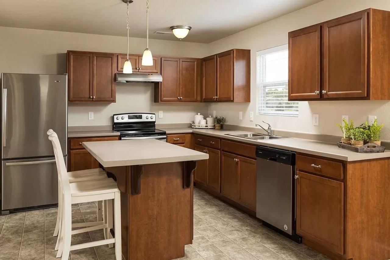 2759 Au Gres River Dr - Photo 4 of 33