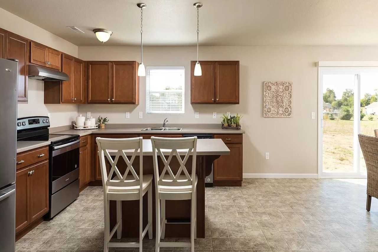 2759 Au Gres River Dr - Photo 6 of 33