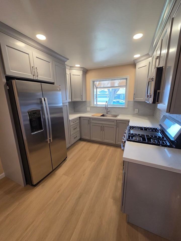 1525 Lavender Ln - Photo 5 of 14