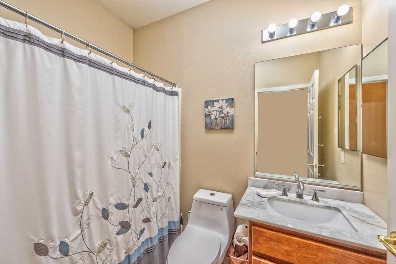 2541 Libretto Ave - Photo 7 of 14